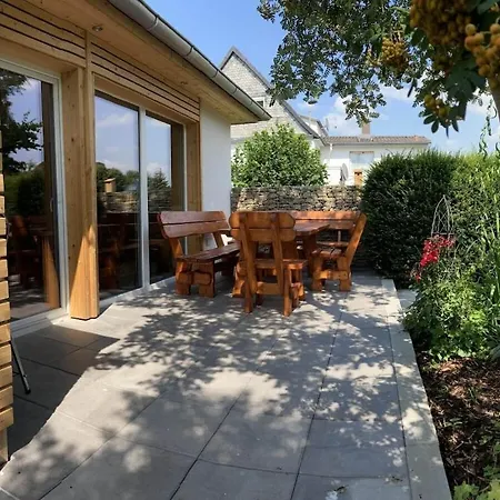 Vakantiehuis With 4 Bedrooms *